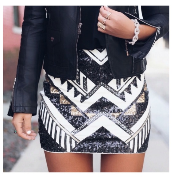 Express Dresses & Skirts - Express Black & Gold Sequin Mini Skirt
